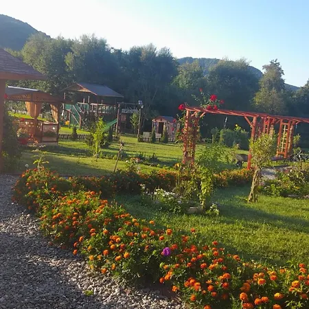 Baltina Parc Transfagarasan * Curtea de Argeş